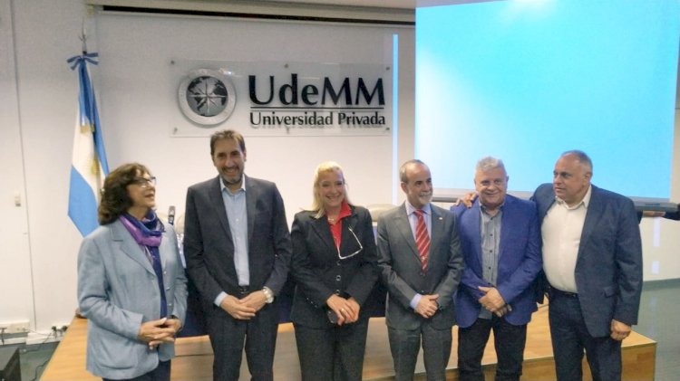 “Comex más Tecnología. Los puertos al servicio del desarrollo”