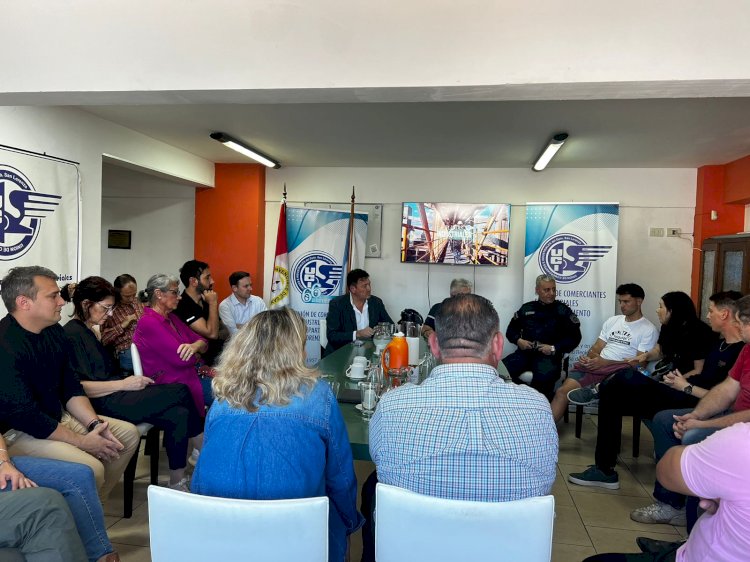 Encuentro Clave para Potenciar el Corazón Comercial de la Ciudad: Reunión Estratégica por el Desarrollo y la Seguridad en Calle San Juan.