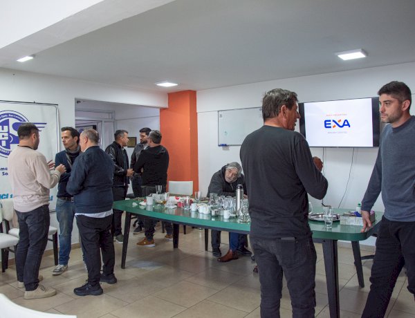 El UCI Coffee Business reunió a cerca de 20 empresas y anticipó el espíritu de negocios que se vivirá en EXA 2026.